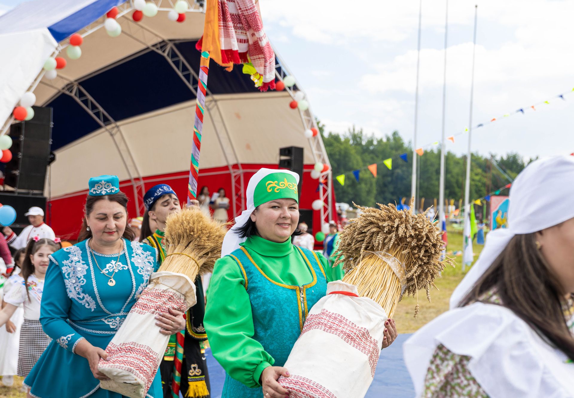 В Мокрых Курналях отметили День села