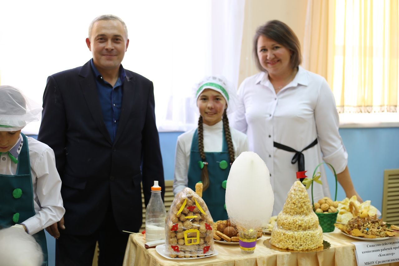 Фоторепортаж: День учителя в Алексеевском районе