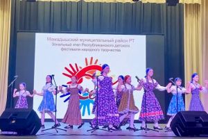Алексеевский район успешно выступил на фестивале «Без бергә»