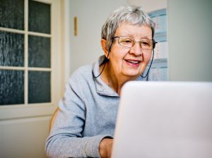 С 1 августа работающим пенсионерам Татарстана повысят пенсии на сумму до 470 рублей
