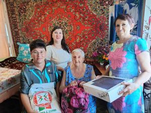 Судьба акушерки: 60 жизней и 90 лет истории Валентины Чинаревой