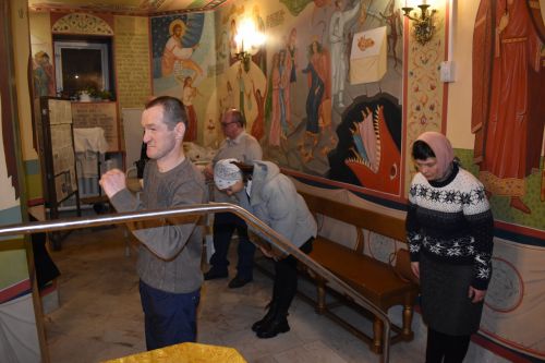 В новогоднюю ночь в Алексеевском молились за мир и благополучие
