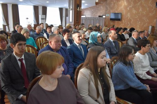 Руководители образовательных учреждений Алексеевского и Рыбнослободского районов обсудили питание детей в школах и детских садах