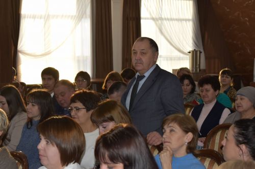 Руководители образовательных учреждений Алексеевского и Рыбнослободского районов обсудили питание детей в школах и детских садах