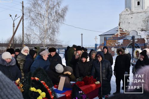 В Новоспасске простились с погибшим в ходе СВО Юрием Фоминым