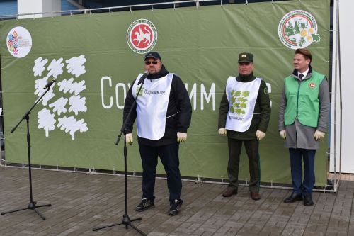 Министр лесного хозяйства РТ принял участие в акции «Сохраним лес» в Алексеевском