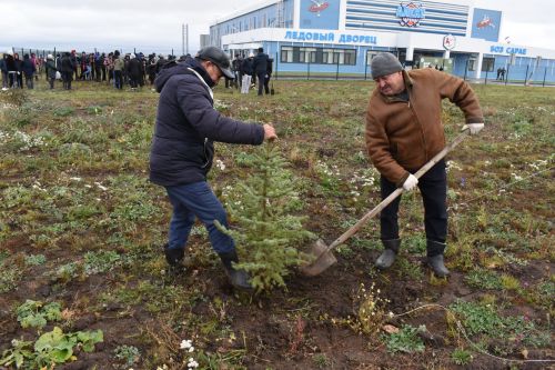 Министр лесного хозяйства РТ принял участие в акции «Сохраним лес» в Алексеевском