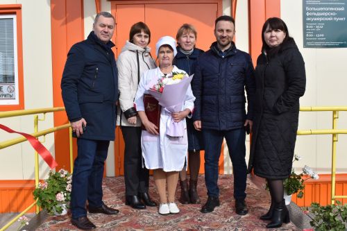 В Больших Полянках открыли новый ФАП и комплексный пункт обслуживания населения Алексеевского РайПО