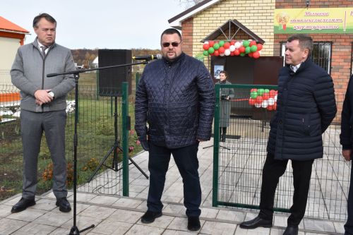 В Больших Полянках открыли новый ФАП и комплексный пункт обслуживания населения Алексеевского РайПО