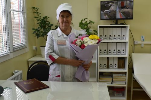 В Больших Полянках открыли новый ФАП и комплексный пункт обслуживания населения Алексеевского РайПО