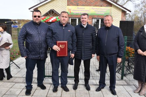 В Больших Полянках открыли новый ФАП и комплексный пункт обслуживания населения Алексеевского РайПО