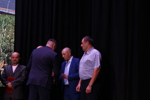 Министр транспорта и дорожного хозяйства Татарстана поздравил работников «Алексеевскдорстроя» с профессиональным праздником