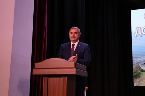 Министр транспорта и дорожного хозяйства Татарстана поздравил работников «Алексеевскдорстроя» с профессиональным праздником
