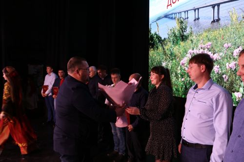 Министр транспорта и дорожного хозяйства Татарстана поздравил работников «Алексеевскдорстроя» с профессиональным праздником
