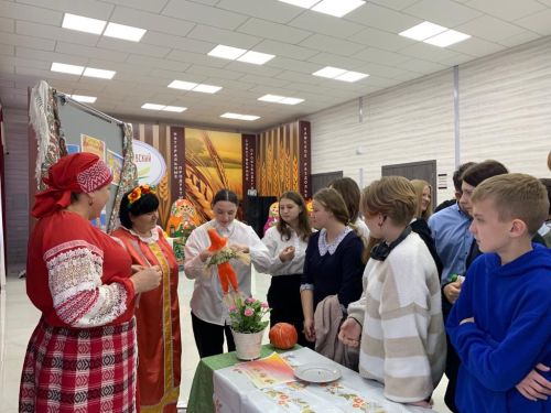 В РДК прошел квест  «По дорогам народных традиций»