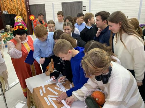 В РДК прошел квест  «По дорогам народных традиций»