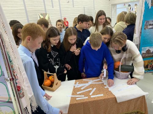 В РДК прошел квест  «По дорогам народных традиций»