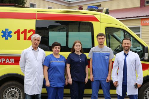 Медики из Алексеевской ЦРБ спасли от смерти дальнобойщика
