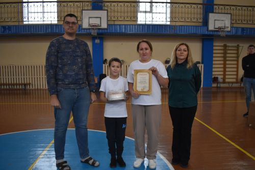 В первой школе прошли спортивные соревнования, посвящённые Дню матери