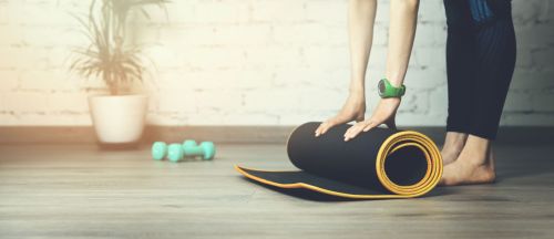 Домашние упражнения для поддержания фигуры: как оставаться активным без похода в фитнес-центр