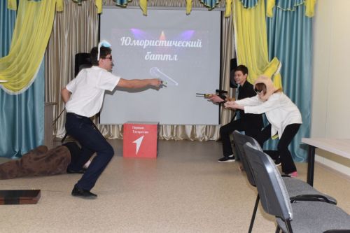 Алексеевская молодежь устроила юмористический баттл