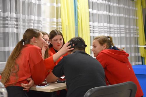 Алексеевская молодежь устроила юмористический баттл