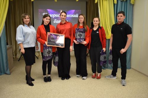 Алексеевская молодежь устроила юмористический баттл