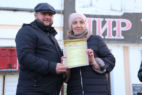 Свежие овощи, угощения и подарки: в Алексеевском прошла сельскохозяйственная ярмарка