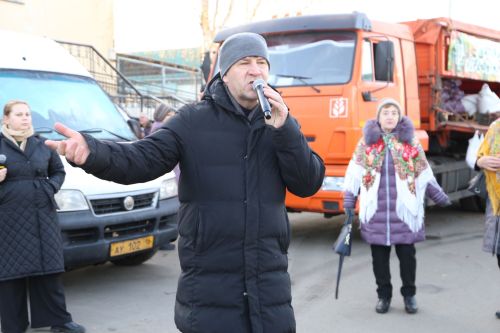 Свежие овощи, угощения и подарки: в Алексеевском прошла сельскохозяйственная ярмарка