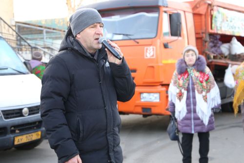 Свежие овощи, угощения и подарки: в Алексеевском прошла сельскохозяйственная ярмарка