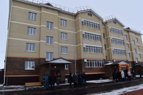 В Алексеевском открыли новый 24-квартирный дом