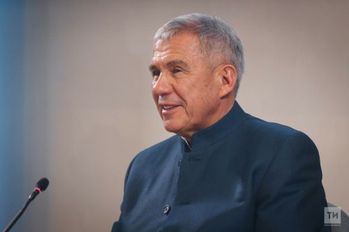 Минниханов протестировал качество платной дороги Алексеевское—Альметьевск