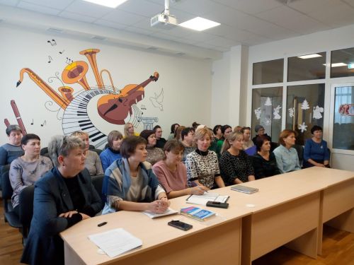 Алексеевские воспитатели по обучению татарского языка обменялись опытом