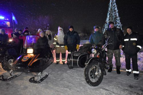 Алексеевские спасатели навестили детей из приюта «Забота»