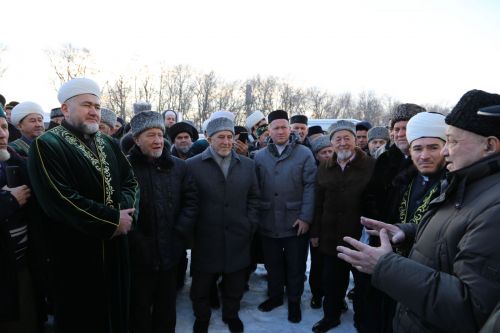 Аксакалы ДУМ РТ побывали на строящейся мечети в Алексеевском и подвели итоги года