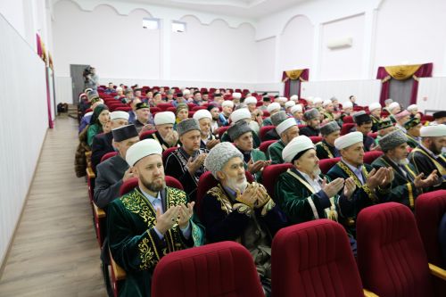 Аксакалы ДУМ РТ побывали на строящейся мечети в Алексеевском и подвели итоги года