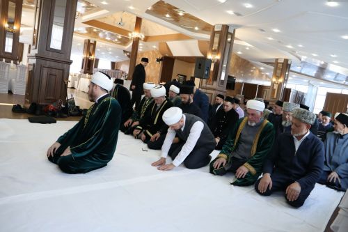 Аксакалы ДУМ РТ побывали на строящейся мечети в Алексеевском и подвели итоги года