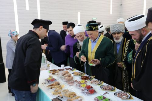 Аксакалы ДУМ РТ побывали на строящейся мечети в Алексеевском и подвели итоги года