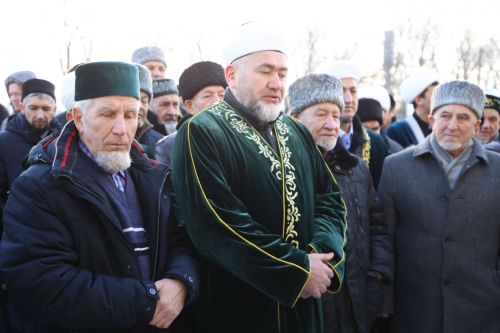 Аксакалы ДУМ РТ побывали на строящейся мечети в Алексеевском и подвели итоги года