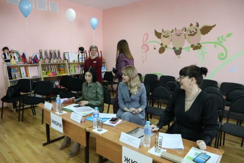 В Алексеевском проходит зональный этап конкурса «Воспитатель года»