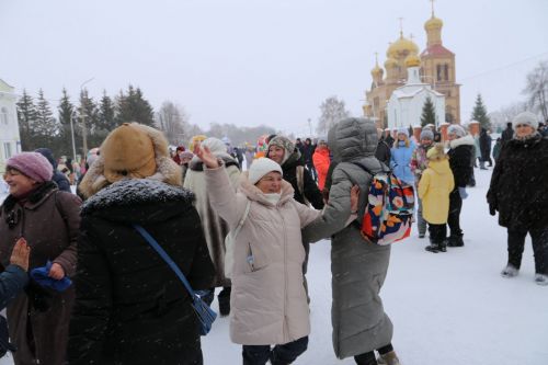 Алексеевцы весело и задорно проводили зиму