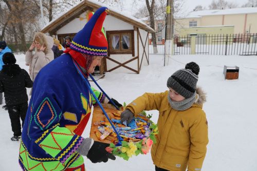 Алексеевцы весело и задорно проводили зиму