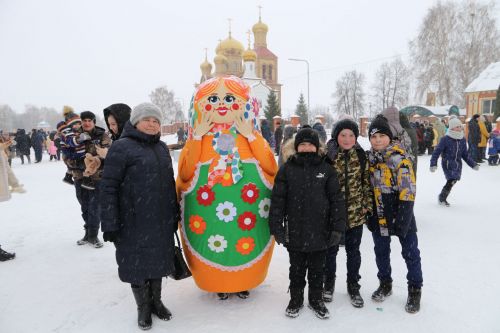 Алексеевцы весело и задорно проводили зиму