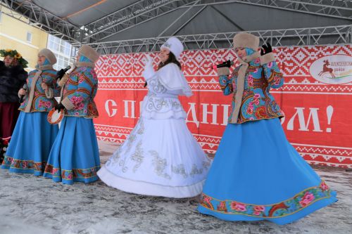 Алексеевцы весело и задорно проводили зиму