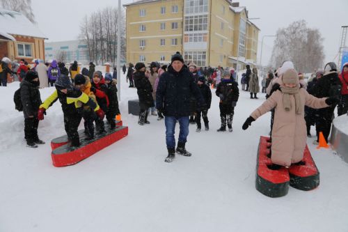 Алексеевцы весело и задорно проводили зиму