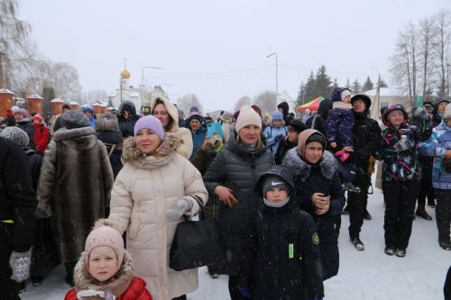 Алексеевцы весело и задорно проводили зиму