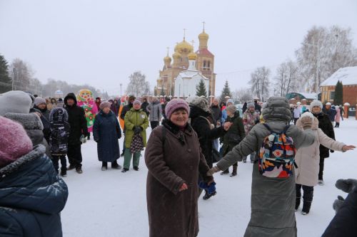 Алексеевцы весело и задорно проводили зиму
