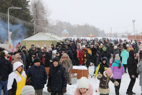 Алексеевцы весело и задорно проводили зиму