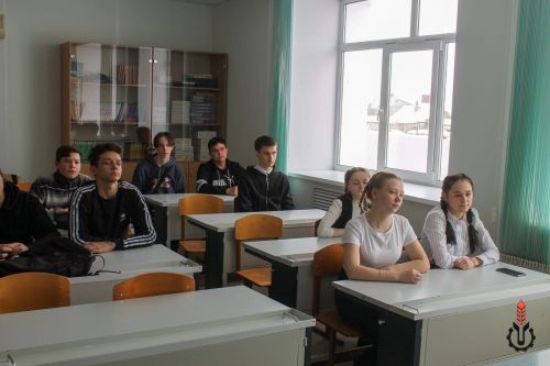 В Алексеевском аграрном колледже отметили День защитника Отечества