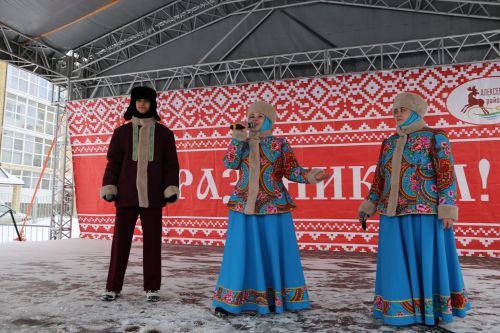 Алексеевцы весело и задорно проводили зиму